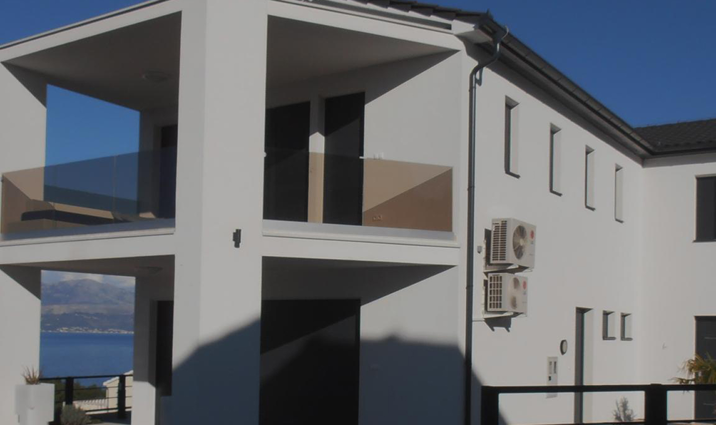 home3.jpg