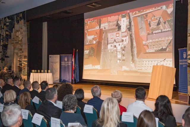 Fotografije s Treće stručne konferencije Informacijskog sustava prostornoga uređenja