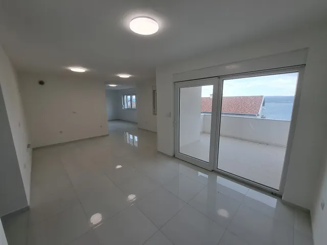 Crikvenica - Četverosoban stan s dvije terase 123 m2, NOVOGRADNJA