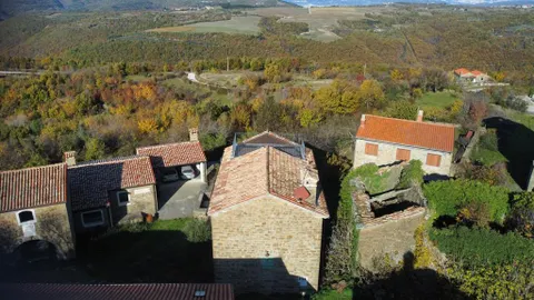 Istra, Brič - Prekrasna kamena kuća 270 m2