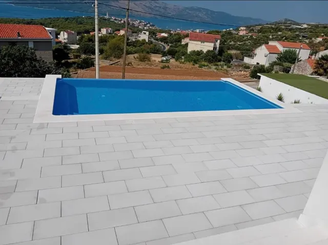 Trogir, Seget Donji - Vila s pogledom na more 300m2