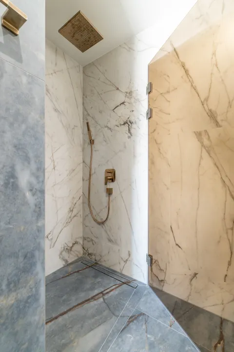 Split, Kaštel Lukšić - Luksuzni Penthouse 110 m2 s terasom
