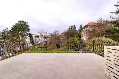 Zagreb, Britanski Trg - Luksuzan četverosoban stan 166 m2