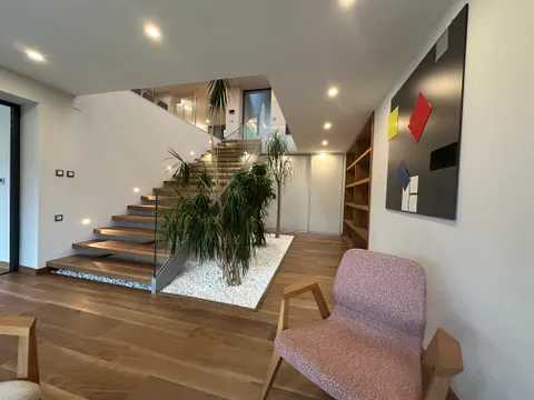 Zagreb, Gračani - Ekskluzivna vila 450 m2
