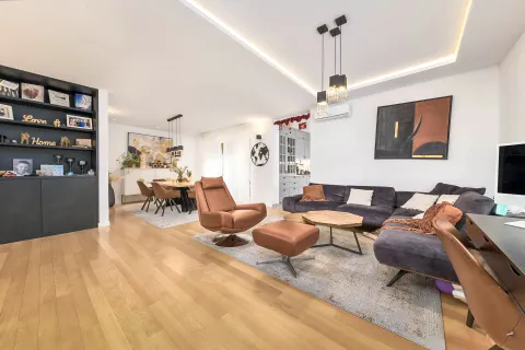 Zagreb, Šalata, Babonićeva - Prekrasan četverosoban stan s vrtom 213 m2