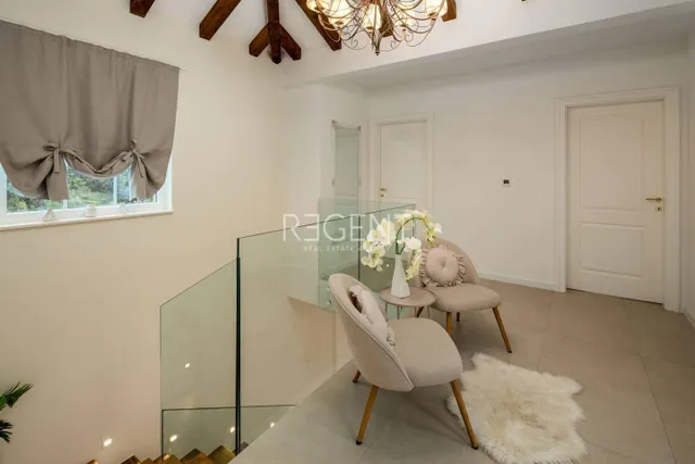 Rogoznica, Ražanj - autentična vila s pogledom na more
