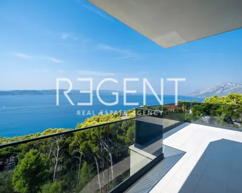 Makarska, Brela - Luksuzna vila s panoramskim pogledom na more 317 m2