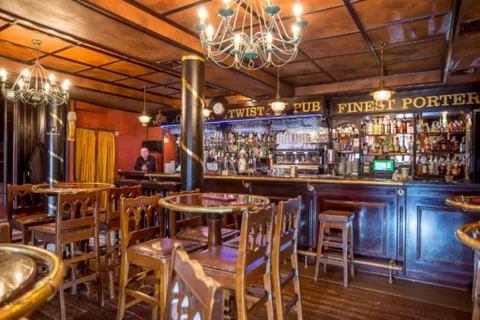 Zagreb, Tkalčićeva - Bar Pub u centru grada
