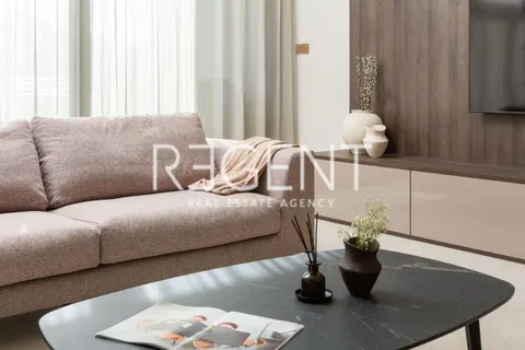 Trogir, Marina- luksuzna vila u mirnom okruženju, 6900m2