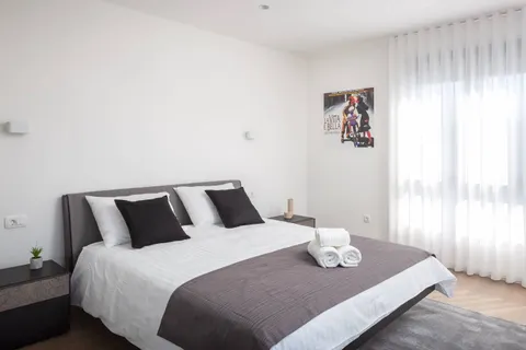 Otok Brač, Milna – Novoizgrađena luksuzna vila od 370m2 s velikim hidromasažnim bazenom