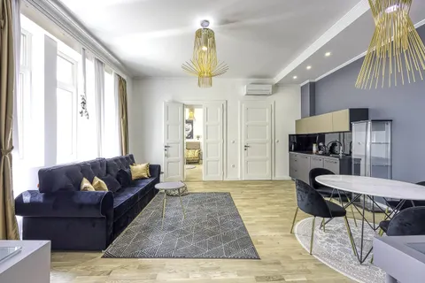 Crikvenica, Centar - Moderan trosoban stan na vrhunskoj lokaciji 110 m2