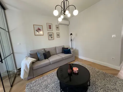 Zagreb, Ilica – Luksuzan dvosoban stan 64m² za najam