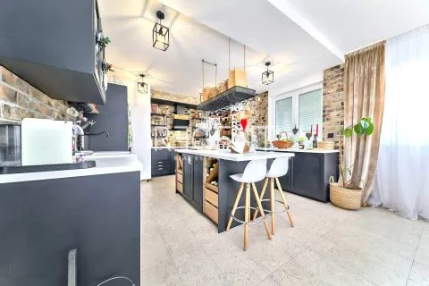 Zagreb, Gornji Bukovac - Moderan četverosoban stan 172 m2