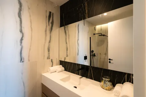 Opatija – Moderan trosoban stan s pogledom na more 139,9 m2