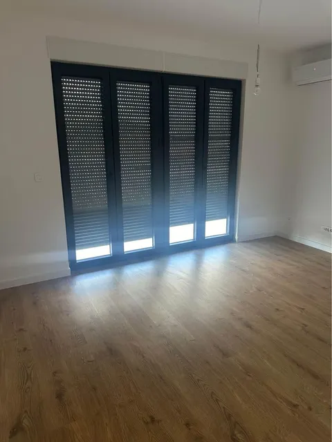 Trogir, Marina - Trosoban stan s logiiom 108 m2