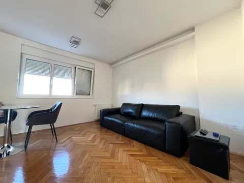 Zagreb, Donji Grad - modern dvosoban stan 49 m2 najam