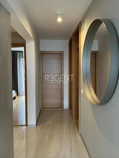 Split, Kroz Smrdećac - atraktivan komforan dvosoban stan 93 m2