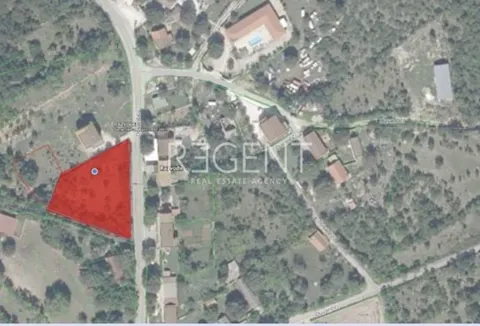 Drniš - Građevisnko zemljište 2034 m2