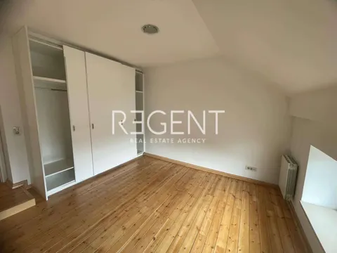 Zagreb, Kvaternikov Trg - Dvoetažni stan 150 m2 najam