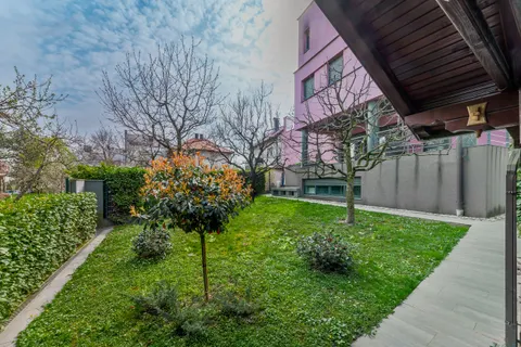 Zagreb, Lašćina - Obiteljska kuća na vrhunskoj lokaciji 440 m2