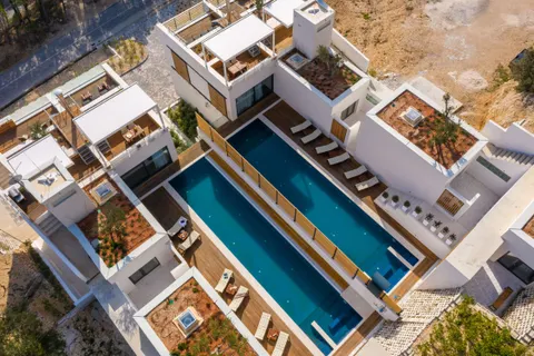 Omiš – Dvije ekskluzivne vile s bazenima i panoramskim pogledom