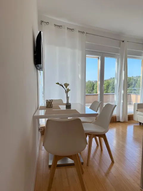 Šibenik, Podsolarsko - Moderna garsonjera s prostranom terasom 38 m2