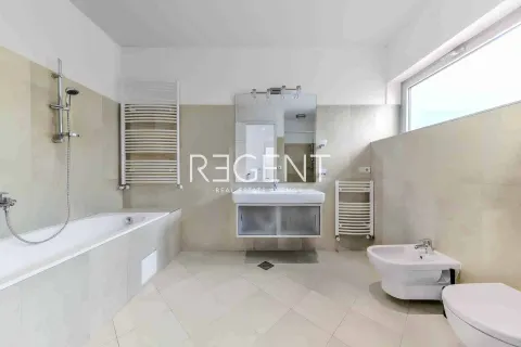 Zagreb, Šestine - Luksuzna kuća s bazenom 400 m2