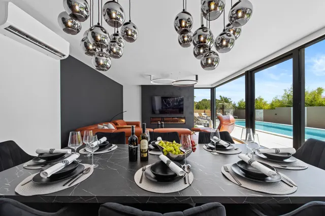Istra, Medulin - Prekrasna moderna vila 220 m2