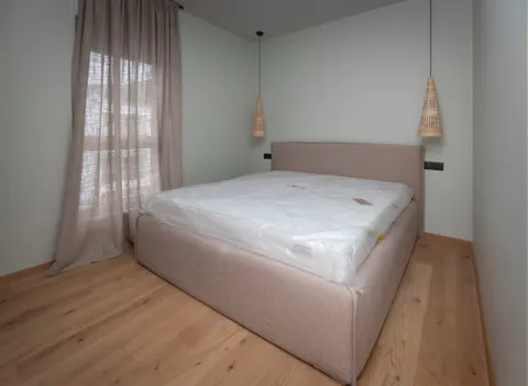 Split, Strožanac - Dvosoban stan s krovnom terasom i lođom 86,38 m²