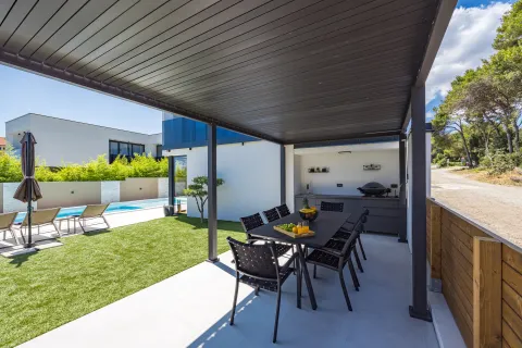 Istra, Medulin - Prekrasna moderna vila 220 m2