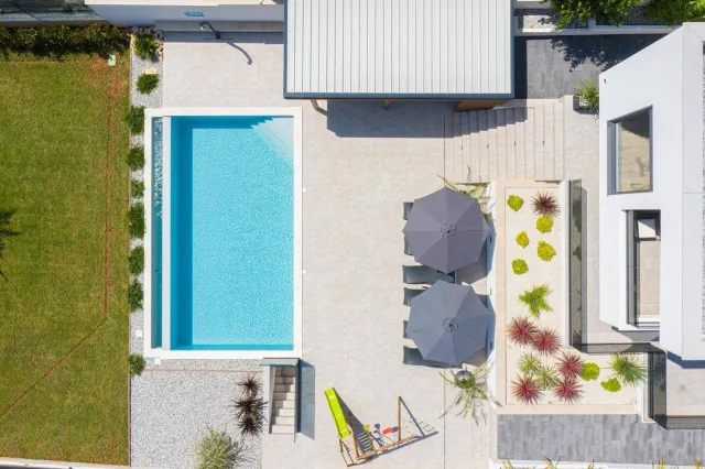 Istra, Medulin - Prekrasna villa s wellnessom NKP 190 m2 nadomak mora