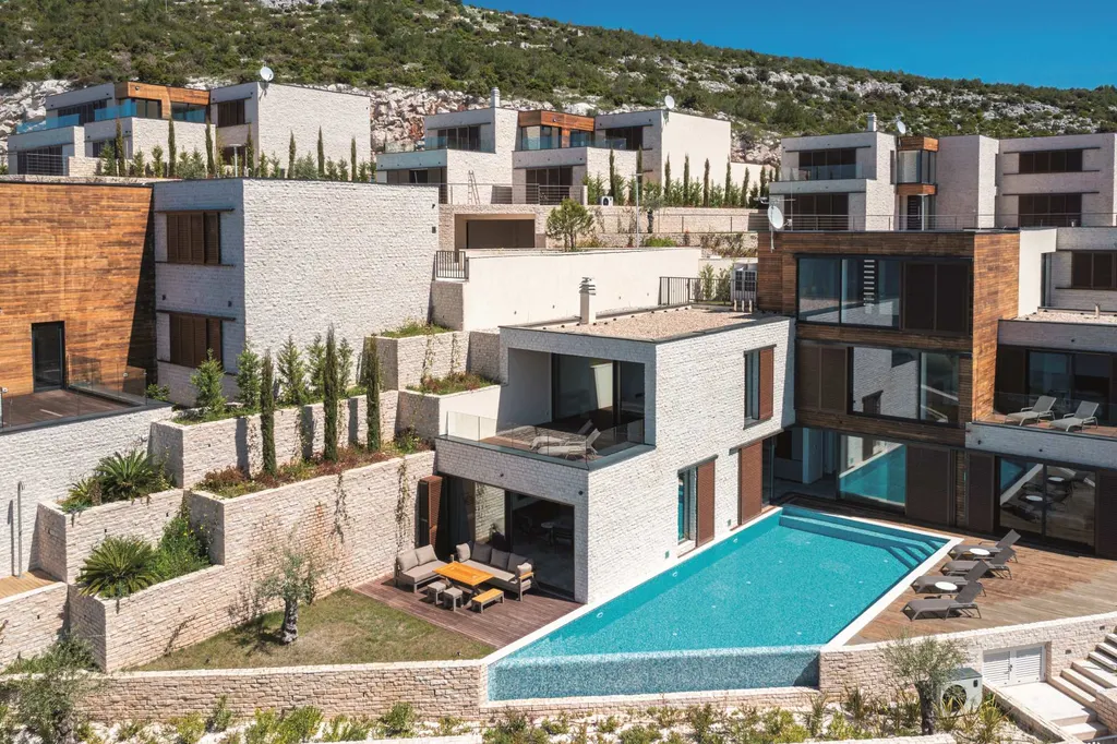 Primošten – Kompleks luksuznih vila uz more