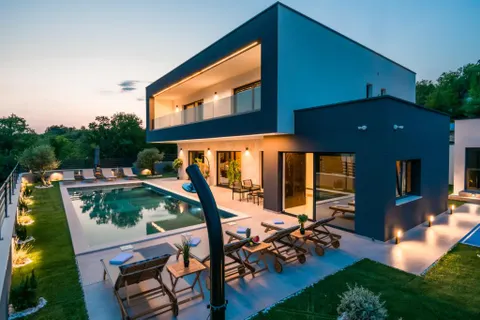 Makarska, Zagvozd - Luksuzna vila s bazenom 270 m2