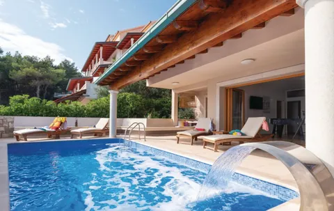 Korčula, Prizba - Zapanjujuća vila uz more 327 m2