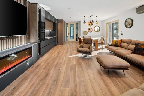 Split, Strožanac - Moderna vila s pogledom na more, bazenom i pomoćnim objektom 50 m2