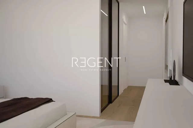 Istra, Rovinj - Moderan četverosoban stan 210 m2