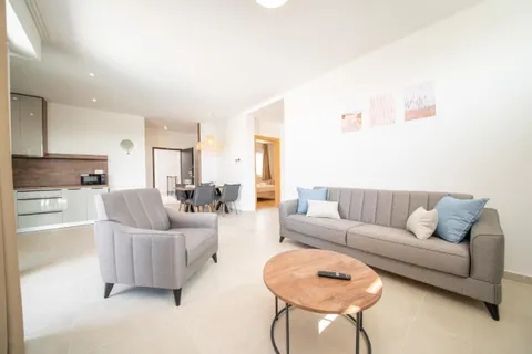 Zadar, Vrsi – trosobni apartmani s bazenom i pogledom na more