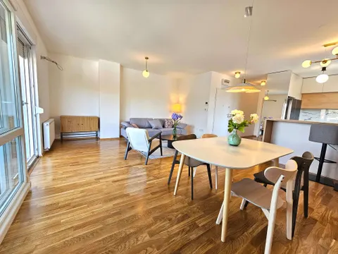 Zagreb, Pantovčak - Četverosoban stan s terasom + garaža 114 m2, Prvi najam
