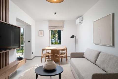 Zadar, Sv. Filip i Jakov - Molum Hotel & Residence trosoban apartman 98 m2