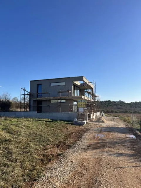 Umag, Crveni Vrh - Vila s pogledom na golf terene
