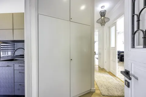 Crikvenica, Centar - Moderan trosoban stan na vrhunskoj lokaciji 110 m2