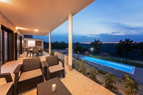 Istra, Labin - Moderna vila s bazenom