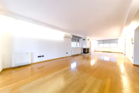 Zagreb, Lašćina – Obiteljska kuća na vrhunskoj lokaciji 395 m2
