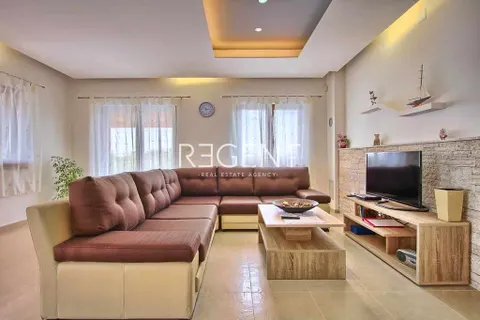 Istra, Pula – Prekrasan obiteljski dom 294 m2