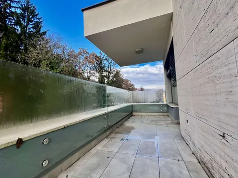 Zagreb Medvedgradska - Luksuzni trosoban penthouse 105m2 najam