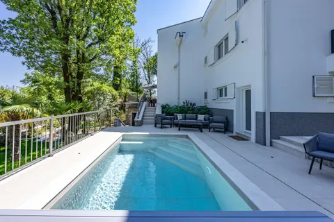 PRIVATNO: Kvarner, Opatija - Luksuzna vila na prekrasnoj lokaciji