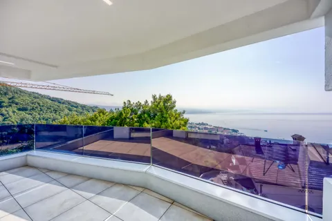 Opatija - Ekskluzivan trosoban stan 110 m2, NOVOGRADNJA