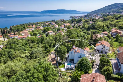 PRIVATNO: Kvarner, Opatija - Luksuzna vila na prekrasnoj lokaciji
