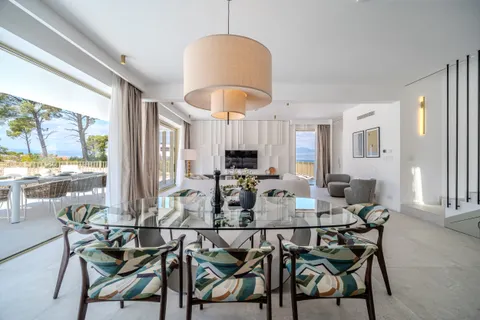 Brač, Sutivan - Predivna vila u blizini mora 274m2