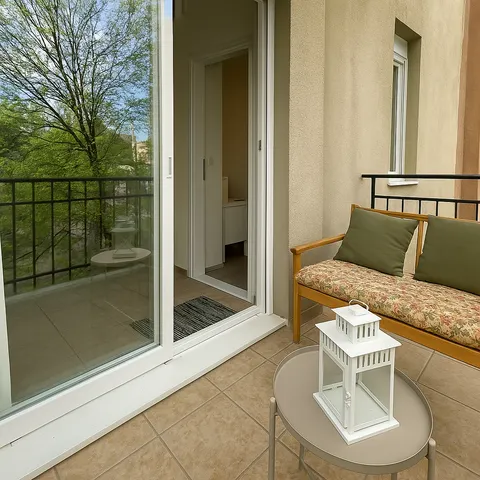 Zagreb, Kvaternik – šarmantan stan od 30 m² s terasom za najam